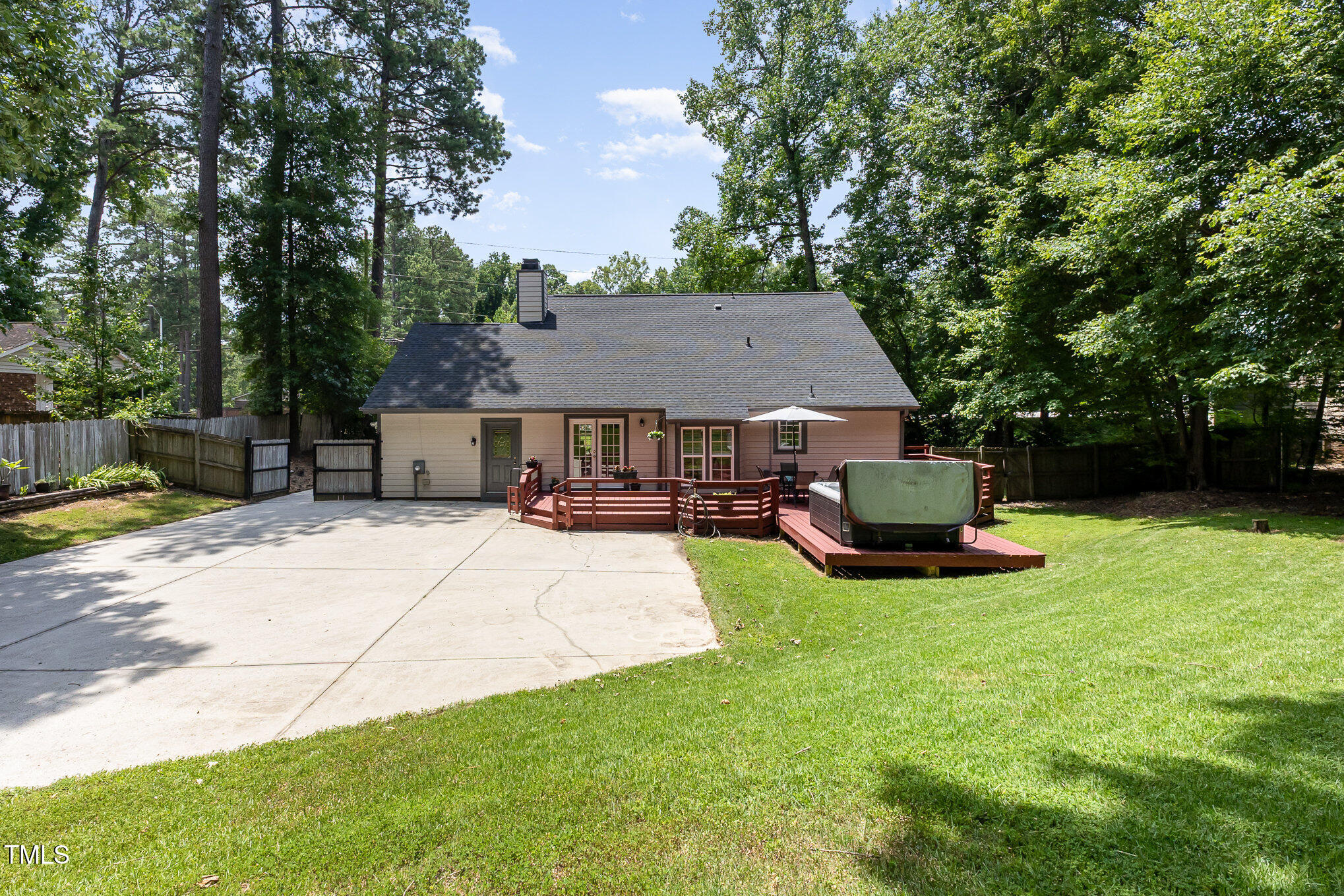 404 Southwest Maynard Road Cary, NC 27511 - Photo 23 of 26 024_cj4a3958-edit_751