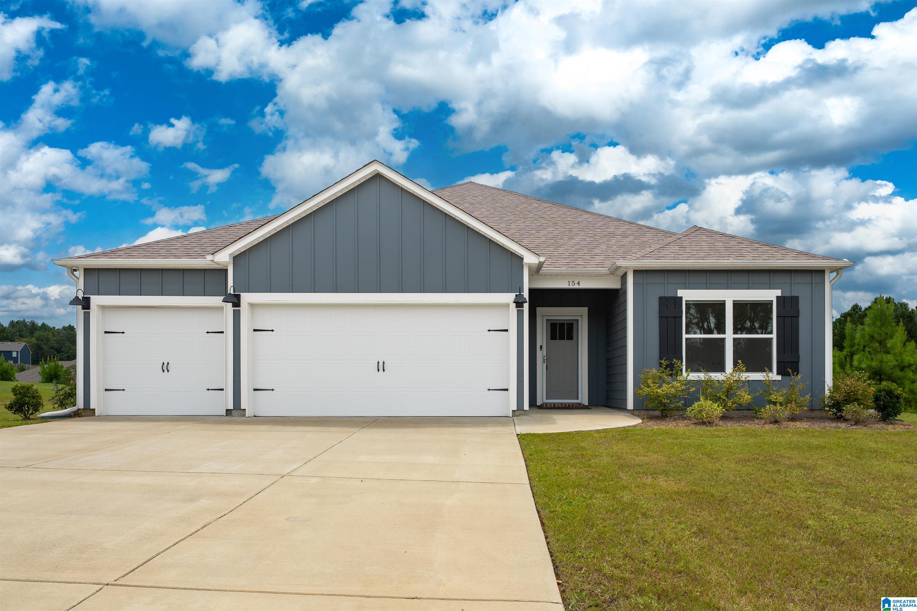 154 Halifax Lane Chelsea, AL 35043 - Photo 1 of 34