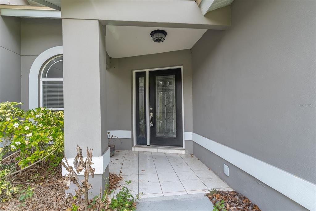 2402 Prairie Place Lutz, FL 33549 - Photo 4 of 40