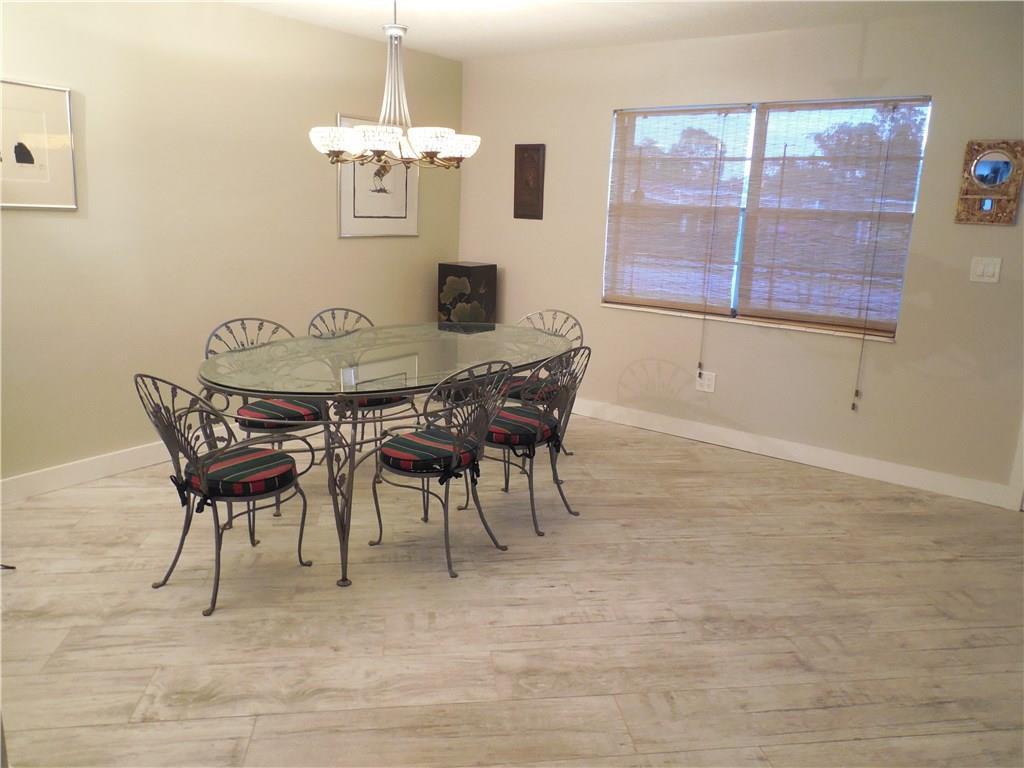 6621 Southwest 19th Street North Lauderdale, FL 33068 - Photo 4 of 27 Photo 4