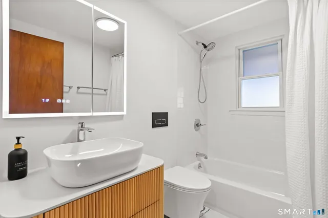 $675,000 | 12 Arbor Court, Norwalk, CT 06854