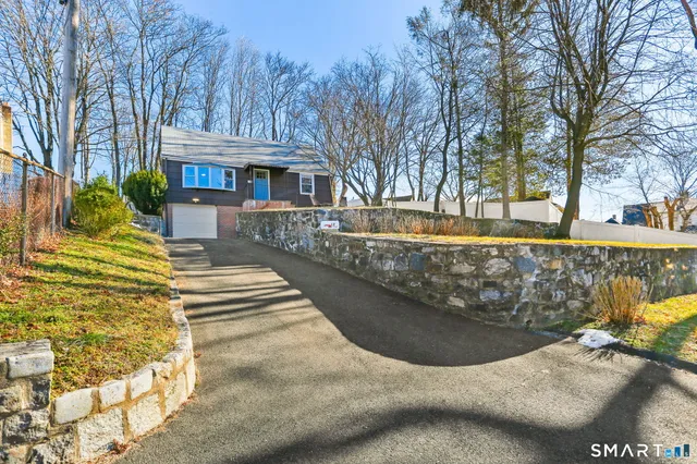 $675,000 | 12 Arbor Court, Norwalk, CT 06854