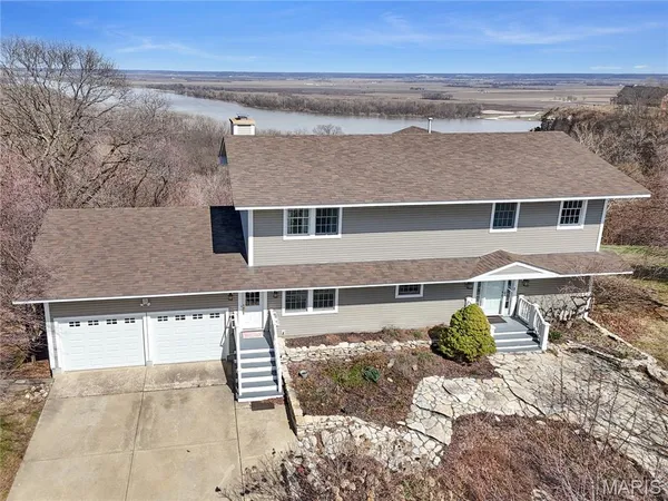 $439,500 | 21716 Pike 9109, Louisiana, MO 63353
