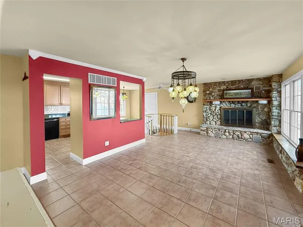 $439,500 | 21716 Pike 9109, Louisiana, MO 63353