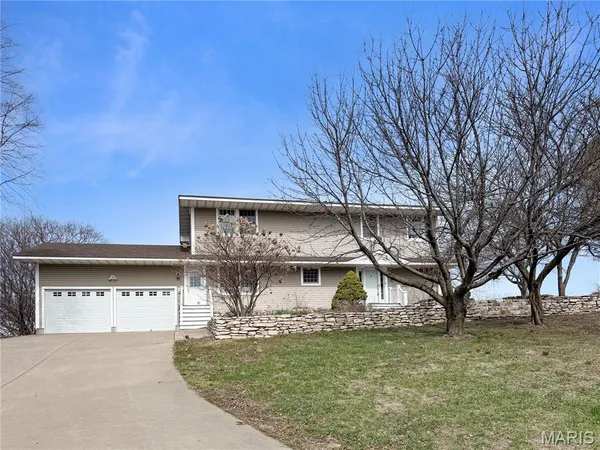 $439,500 | 21716 Pike 9109, Louisiana, MO 63353