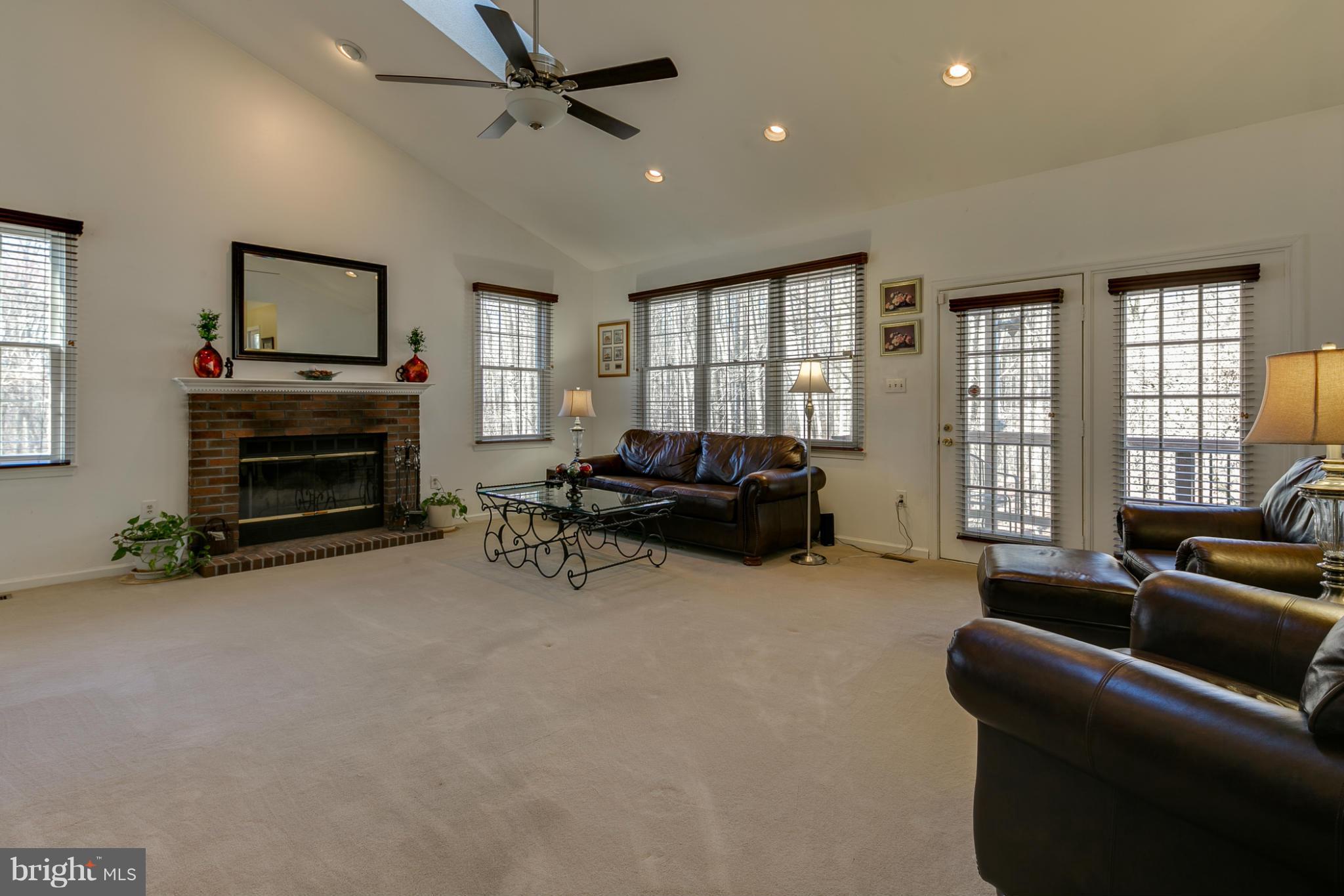 15044 Notley Road Silver Spring, MD 20905 - Photo 13 of 30 Family Room