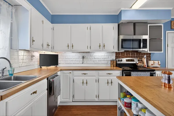 $149,000 | 630 St Clair Avenue, Jackson, MI 49202