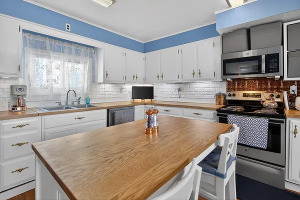 $149,000 | 630 St Clair Avenue, Jackson, MI 49202