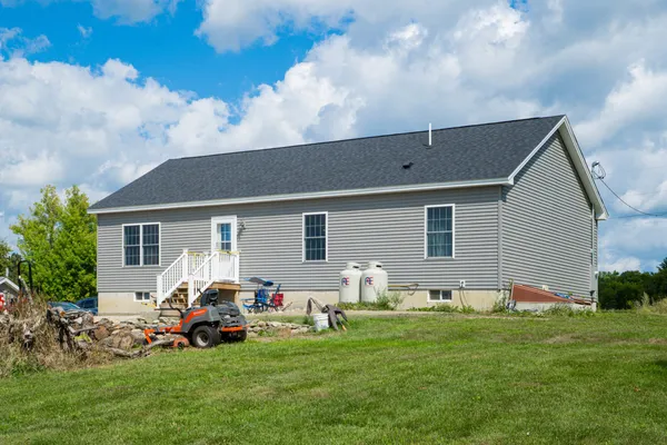 $399,900 | 1072 Moosehead Trail Highway, Dixmont, ME 04932