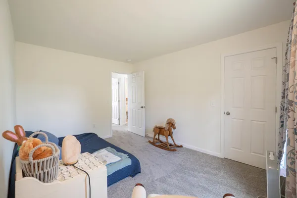 $399,900 | 1072 Moosehead Trail Highway, Dixmont, ME 04932