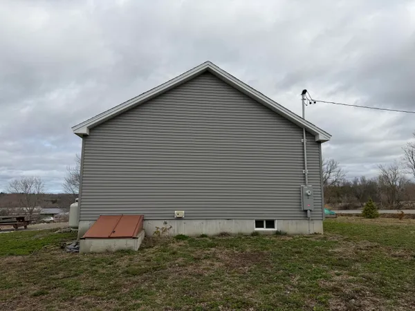 $399,900 | 1072 Moosehead Trail Highway, Dixmont, ME 04932