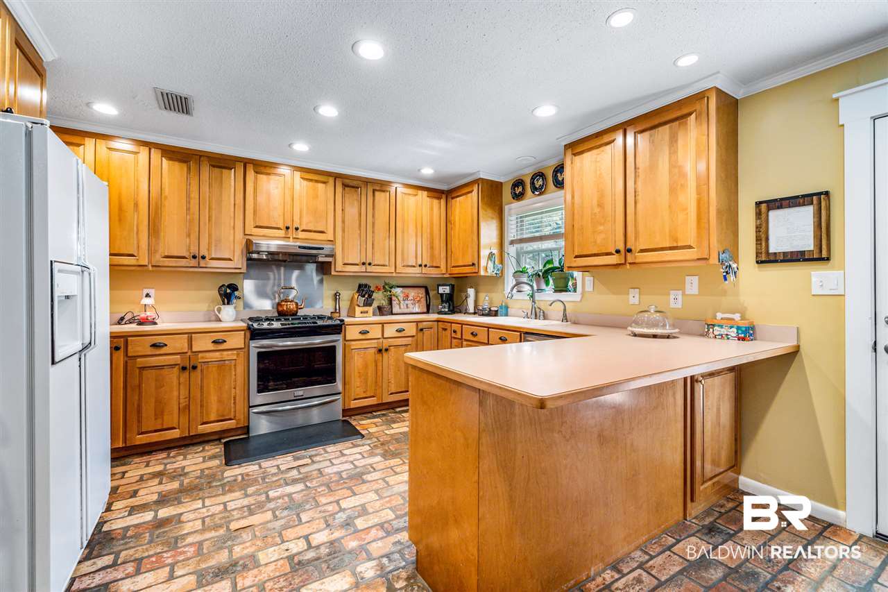 19475 Liberty Road Fairhope, AL 36532 - Photo 11 of 37