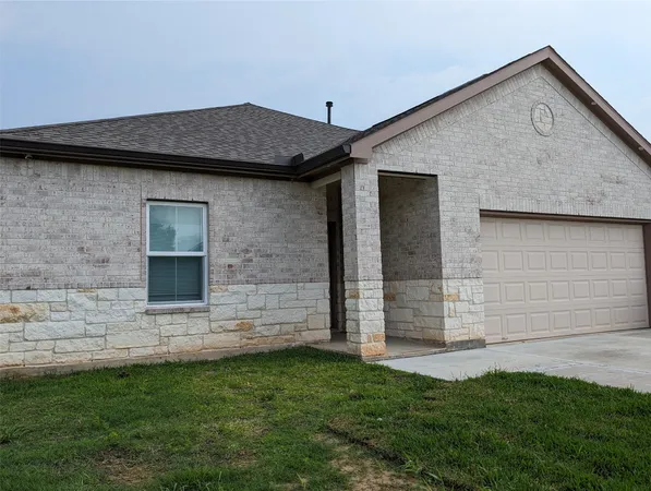$2,300 | 7747 Swiftwater Lane, Houston, TX 77075