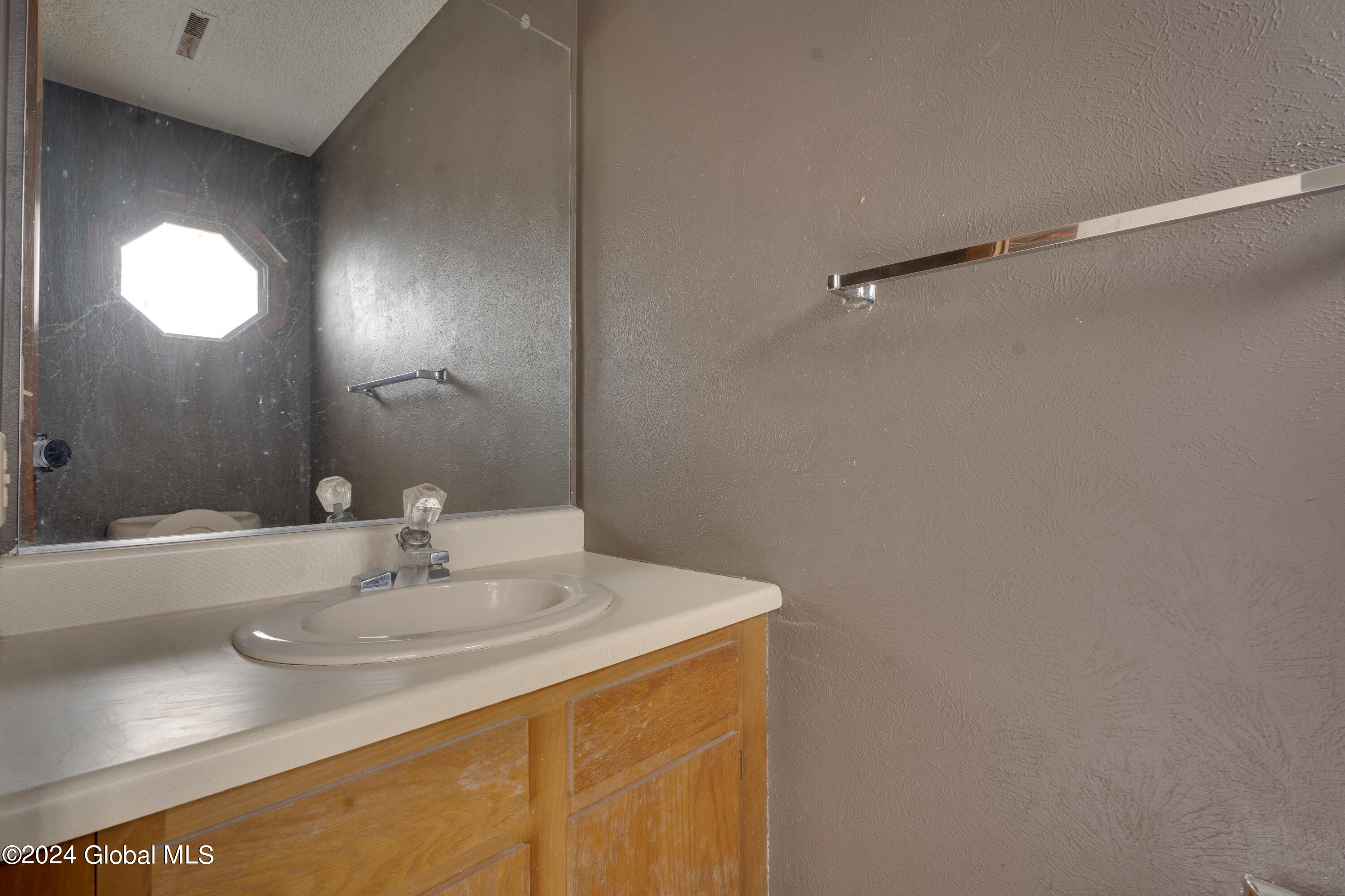 8 Hale Drive Halfmoon, NY 12065 - Photo 16 of 20 DSC09278HDR