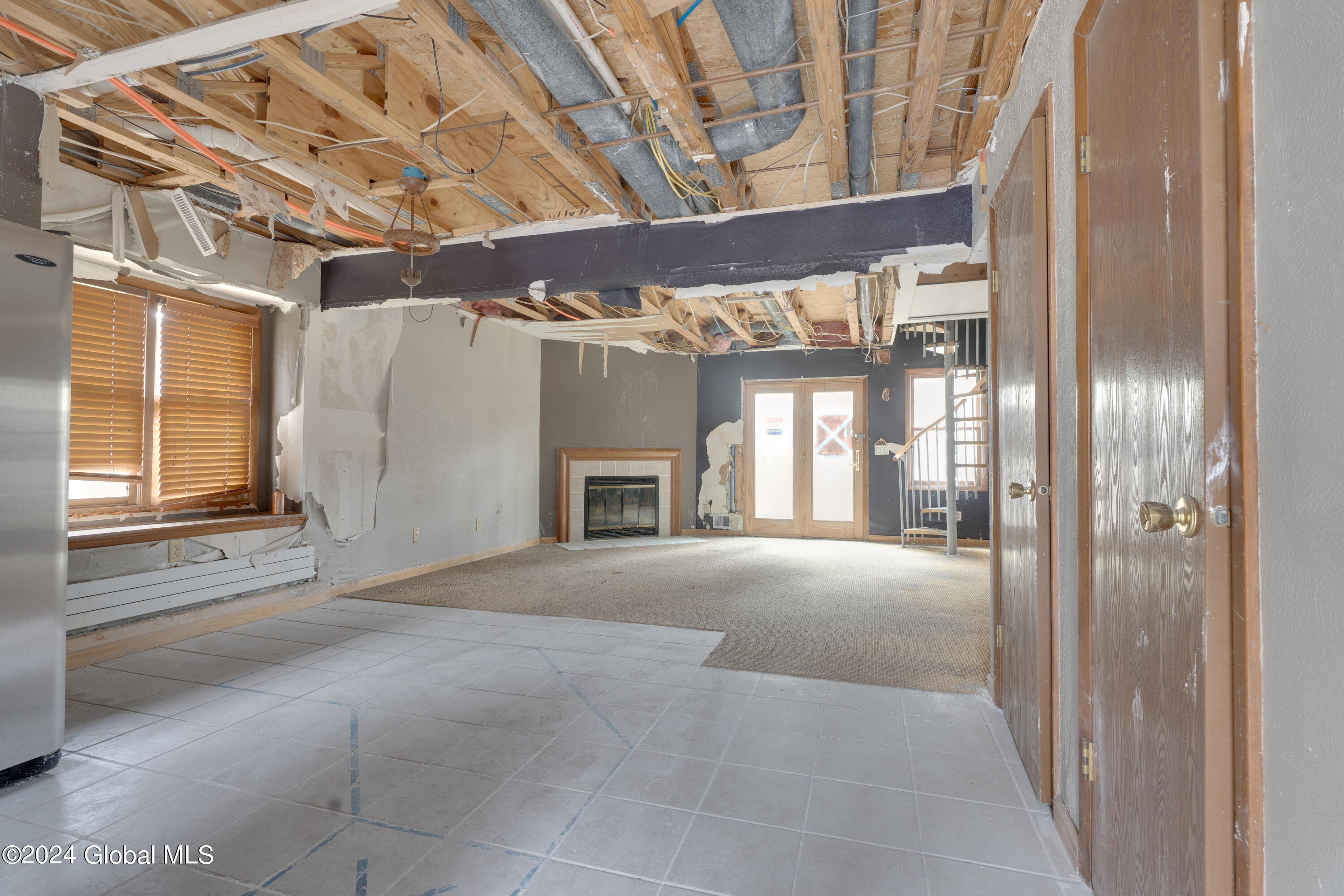 8 Hale Drive Halfmoon, NY 12065 - Photo 7 of 20 DSC09233HDR