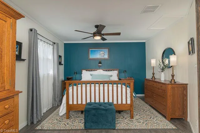 $555,000 | 118 Rock Harbor Drive, Lexington, NC 27292