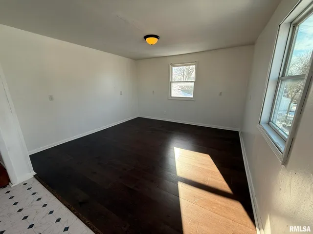 $92,500 | 401 South East Street, Jacksonville, IL 62650