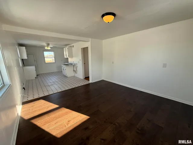 $92,500 | 401 South East Street, Jacksonville, IL 62650