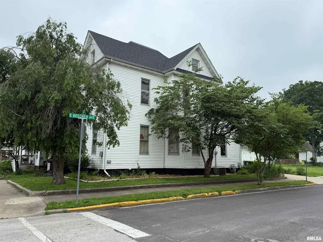 $92,500 | 401 South East Street, Jacksonville, IL 62650