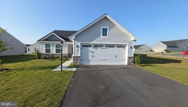 $355,000 | 14 Wyoming Way, Hedgesville, WV 25427