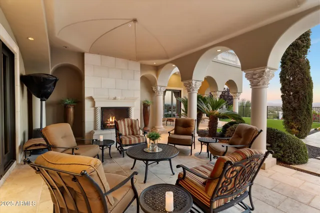 $7,850,000 | 6105 East Sage Drive, Paradise Valley, AZ 85253