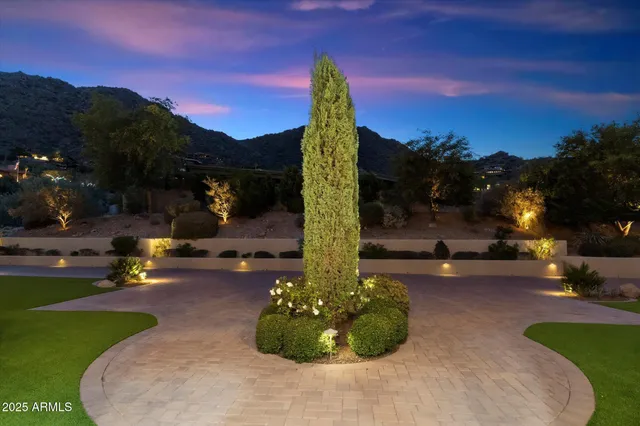 $7,850,000 | 6105 East Sage Drive, Paradise Valley, AZ 85253