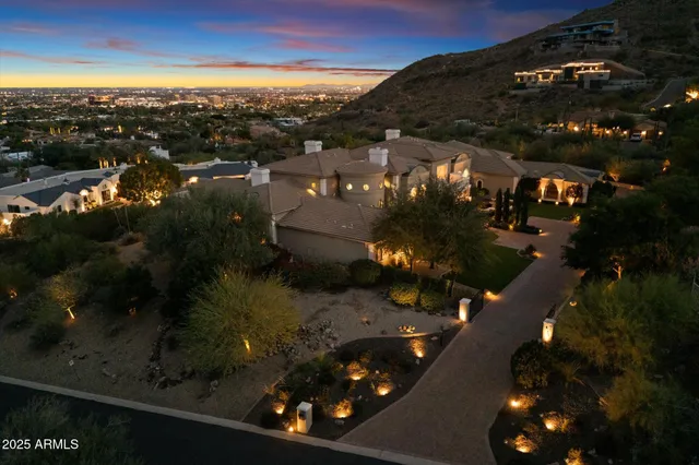 $7,850,000 | 6105 East Sage Drive, Paradise Valley, AZ 85253