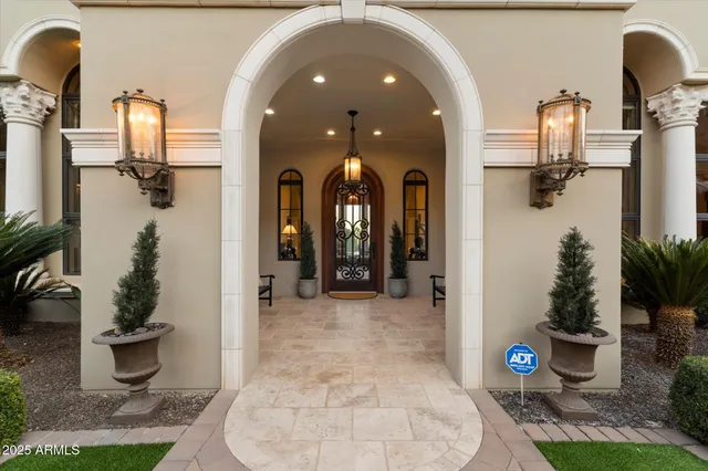 $7,850,000 | 6105 East Sage Drive, Paradise Valley, AZ 85253
