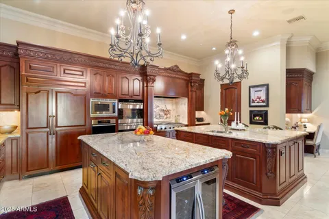 $7,850,000 | 6105 East Sage Drive, Paradise Valley, AZ 85253