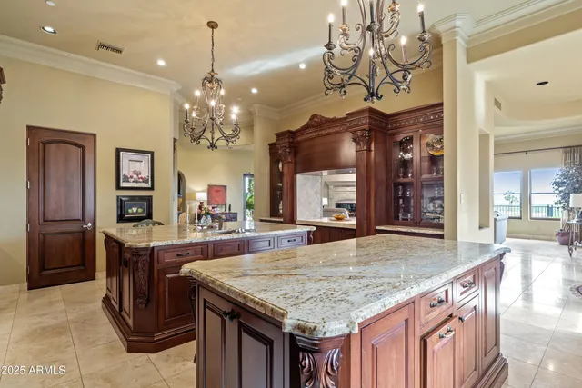 $7,850,000 | 6105 East Sage Drive, Paradise Valley, AZ 85253