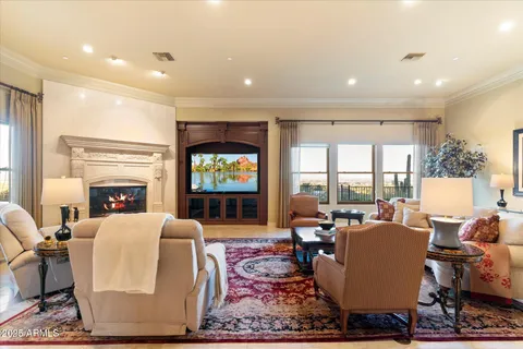 $7,850,000 | 6105 East Sage Drive, Paradise Valley, AZ 85253