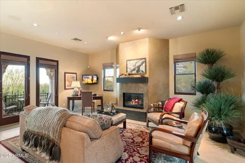 $7,850,000 | 6105 East Sage Drive, Paradise Valley, AZ 85253