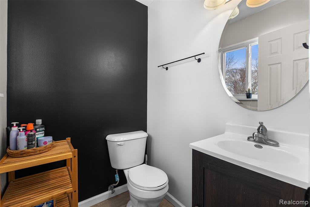 7067 West Stanley Road Flushing, MI 48433 - Photo 23 of 30 Gallery Image 23