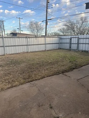 a view of outdoor space