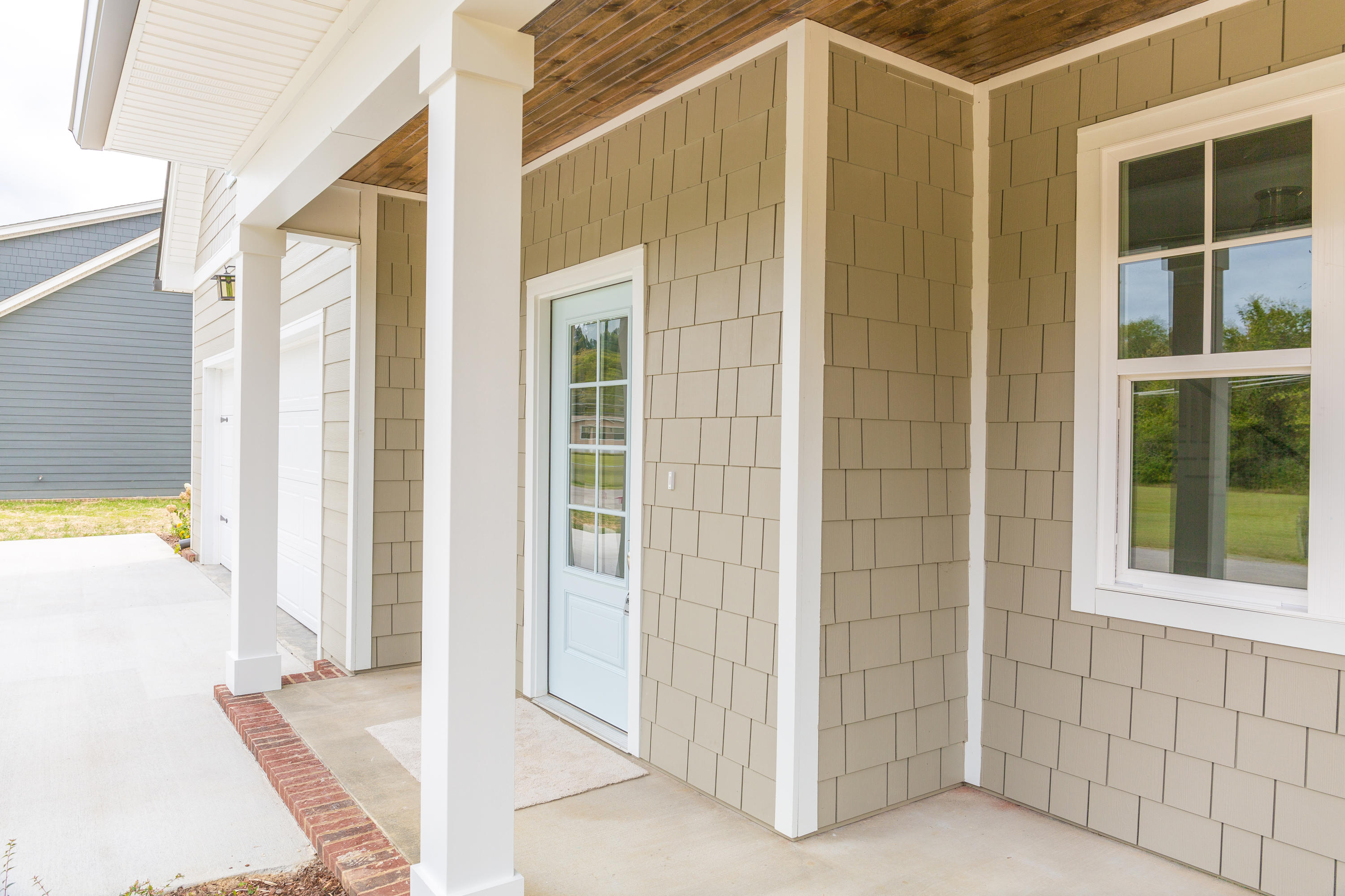 8450 Morin Road, Unit LOT 7 Chattanooga, TN 37421 - Photo 3 of 36 front porch