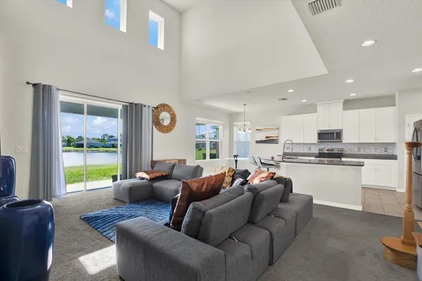 $565,000 | 9058 Spruce Creek Circle, Riverview, FL 33578