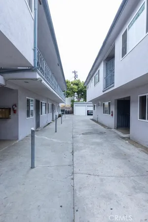 $2,150 | 5476 Linden Avenue, Unit 6, Long Beach, CA 90805