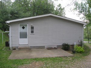 2009 Tunnelton Road Bedford, IN 47421 - Photo 4 of 17