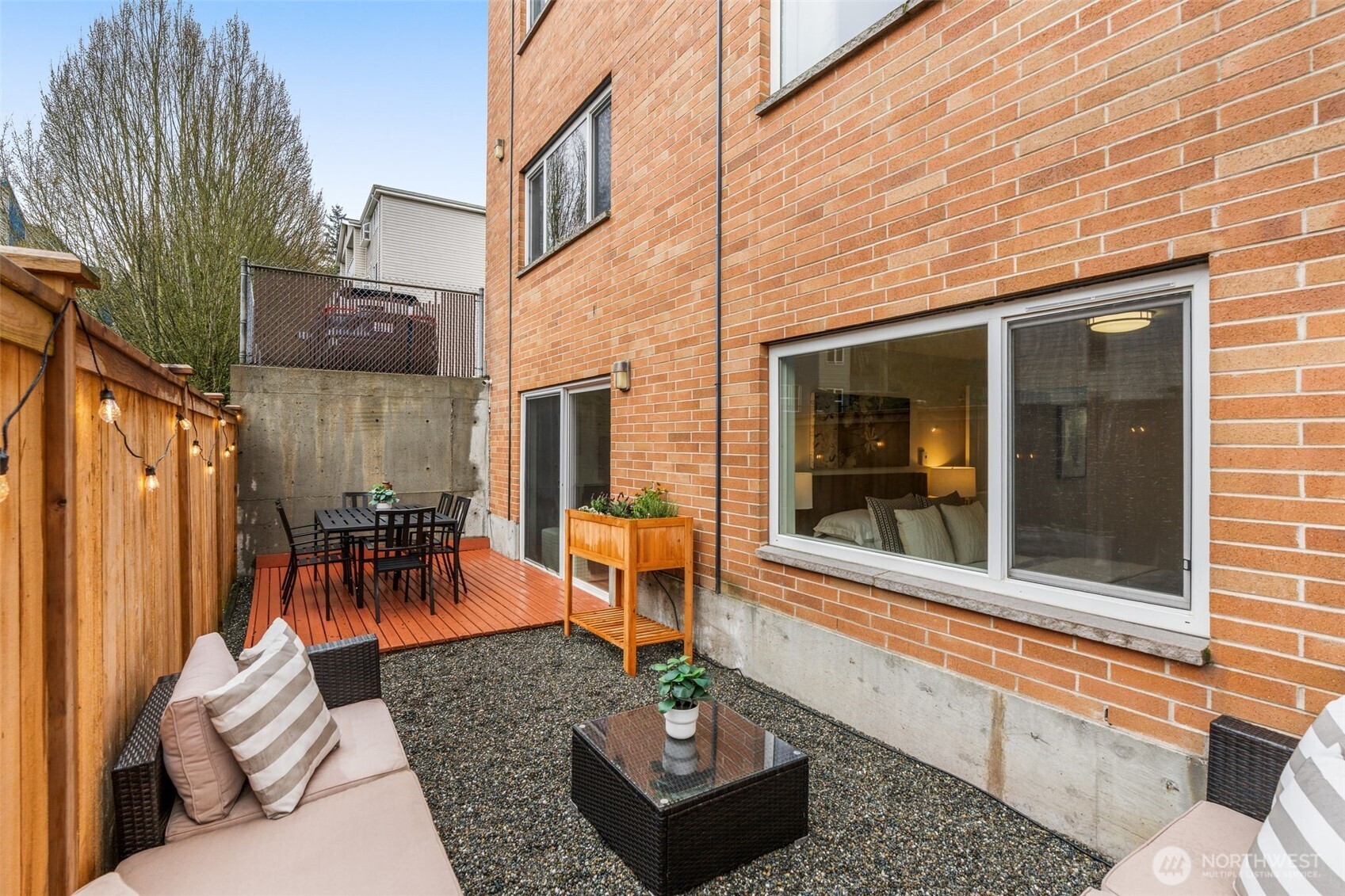 845 Northeast 125th Street, Unit 103 Seattle, WA 98125 - Photo 18 of 21