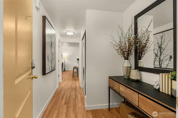 $330,000 | 845 Northeast 125th Street, Unit 103, Seattle, WA 98125