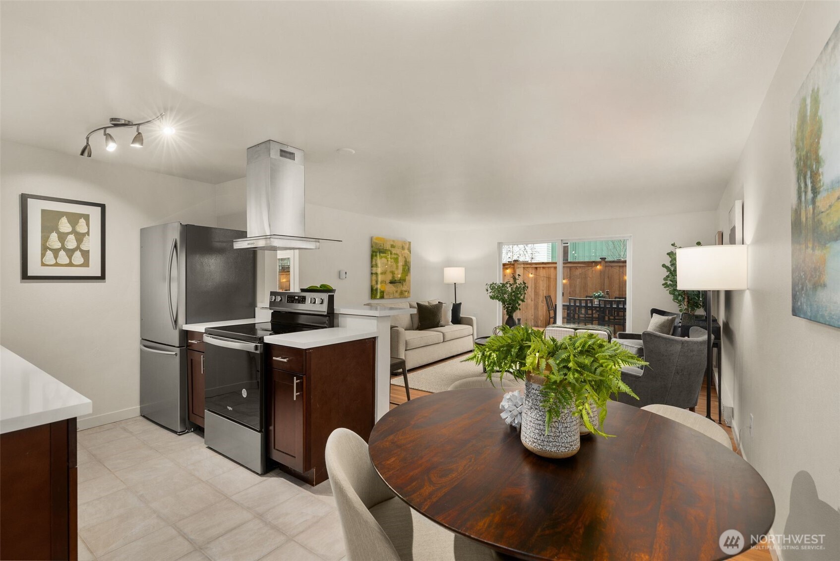 845 Northeast 125th Street, Unit 103 Seattle, WA 98125 - Photo 7 of 21