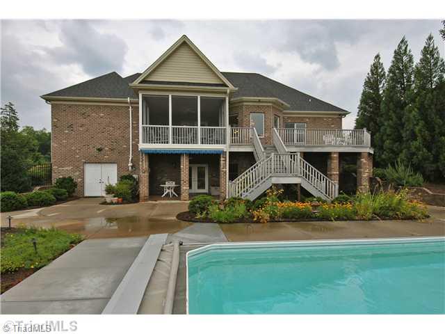 7045 Harperglen Road Clemmons, NC 27012 - Photo 16 of 16 Exterior Back.