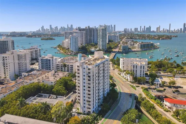 $4,290 | 1688 West Avenue, Unit 801, Miami Beach, FL 33139