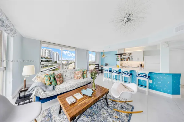 $4,290 | 1688 West Avenue, Unit 801, Miami Beach, FL 33139