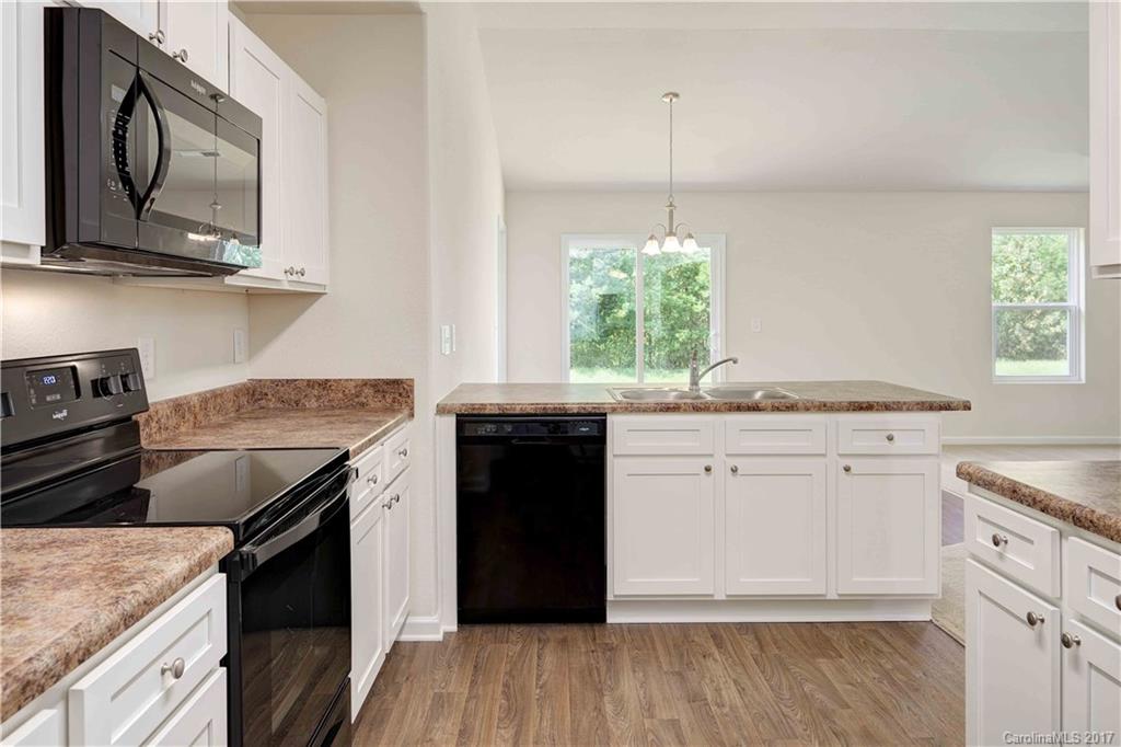 9516 Weikert Road Charlotte, NC 28215 - Photo 4 of 11 Gallery Image 4