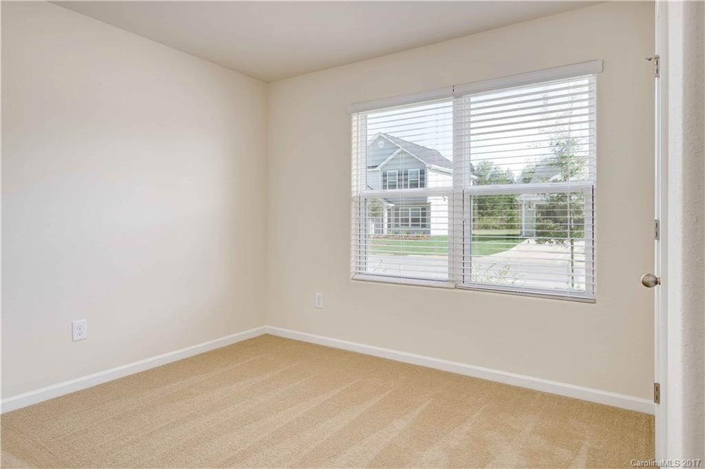 9516 Weikert Road Charlotte, NC 28215 - Photo 9 of 11 Gallery Image 9