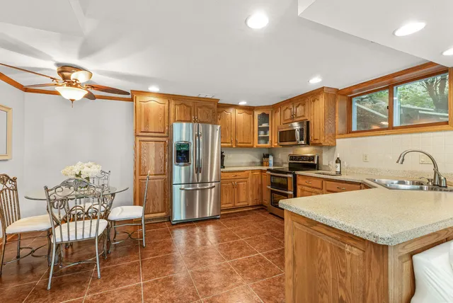 $1,295,000 | W332N6481 County Rd C, Merton, WI 53058