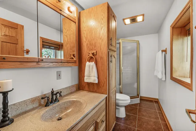 $1,295,000 | W332N6481 County Rd C, Merton, WI 53058