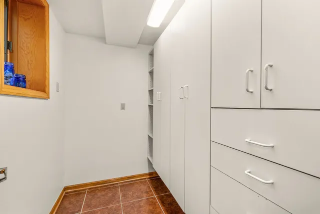 $1,295,000 | W332N6481 County Rd C, Merton, WI 53058