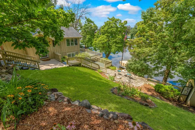 $1,295,000 | W332N6481 County Rd C, Merton, WI 53058